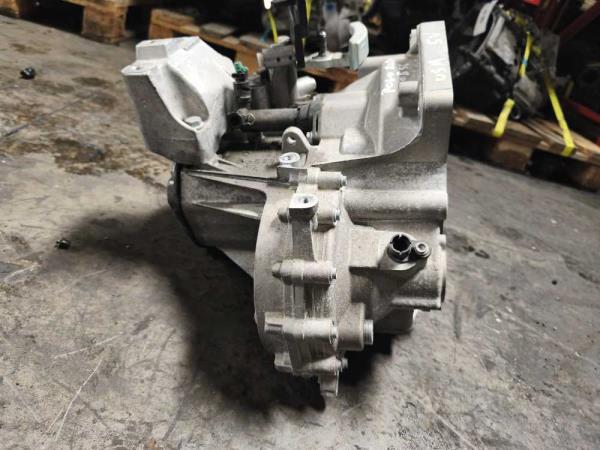 BOITE DE VITESSE VW / AUDI / SEAT / SKODA 1.0TSI CODE USM ( 5VITESSES ) - Vue 3